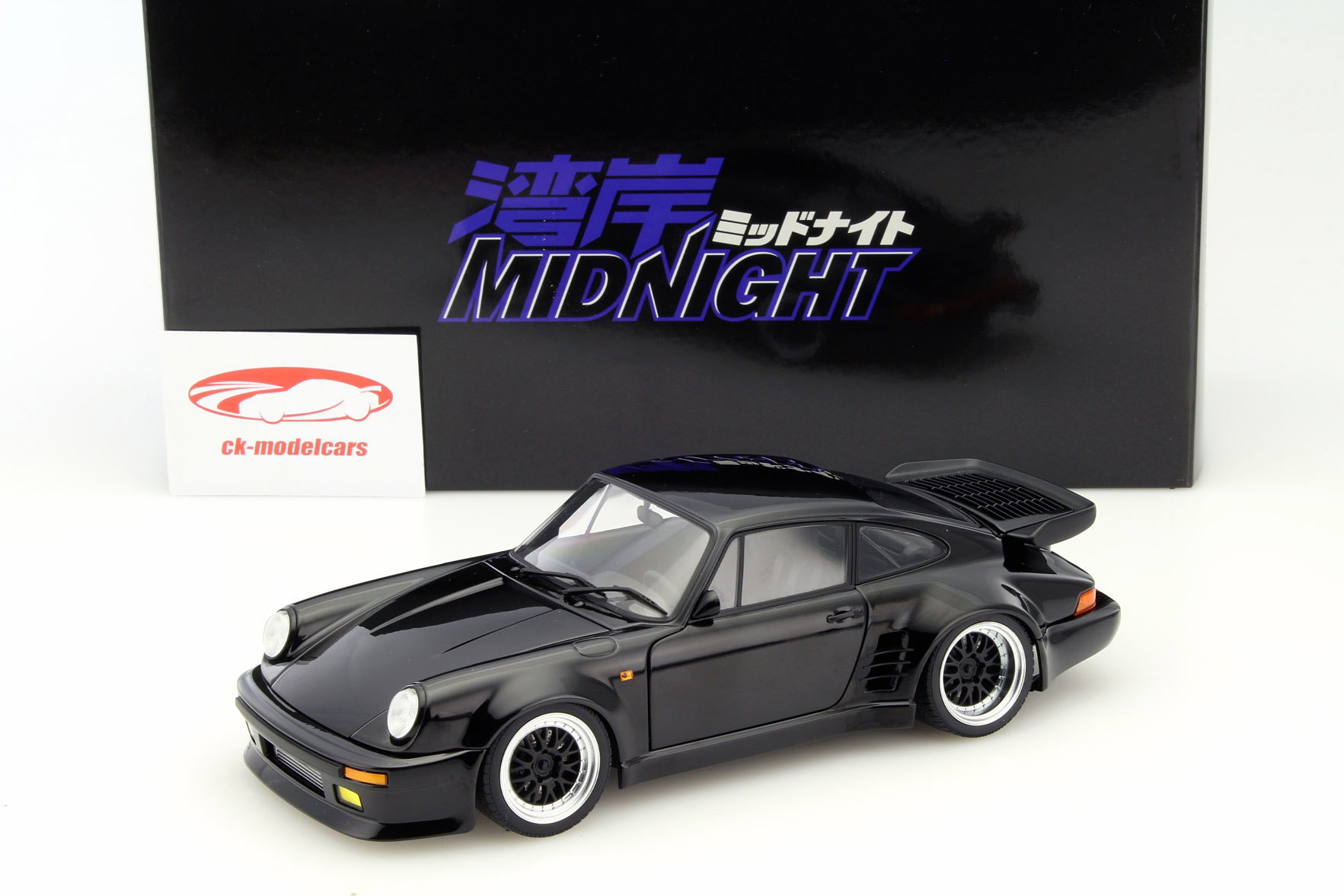 Porsche 911 (930) Turbo Wangan Midnight noir 1:18 AUTOart