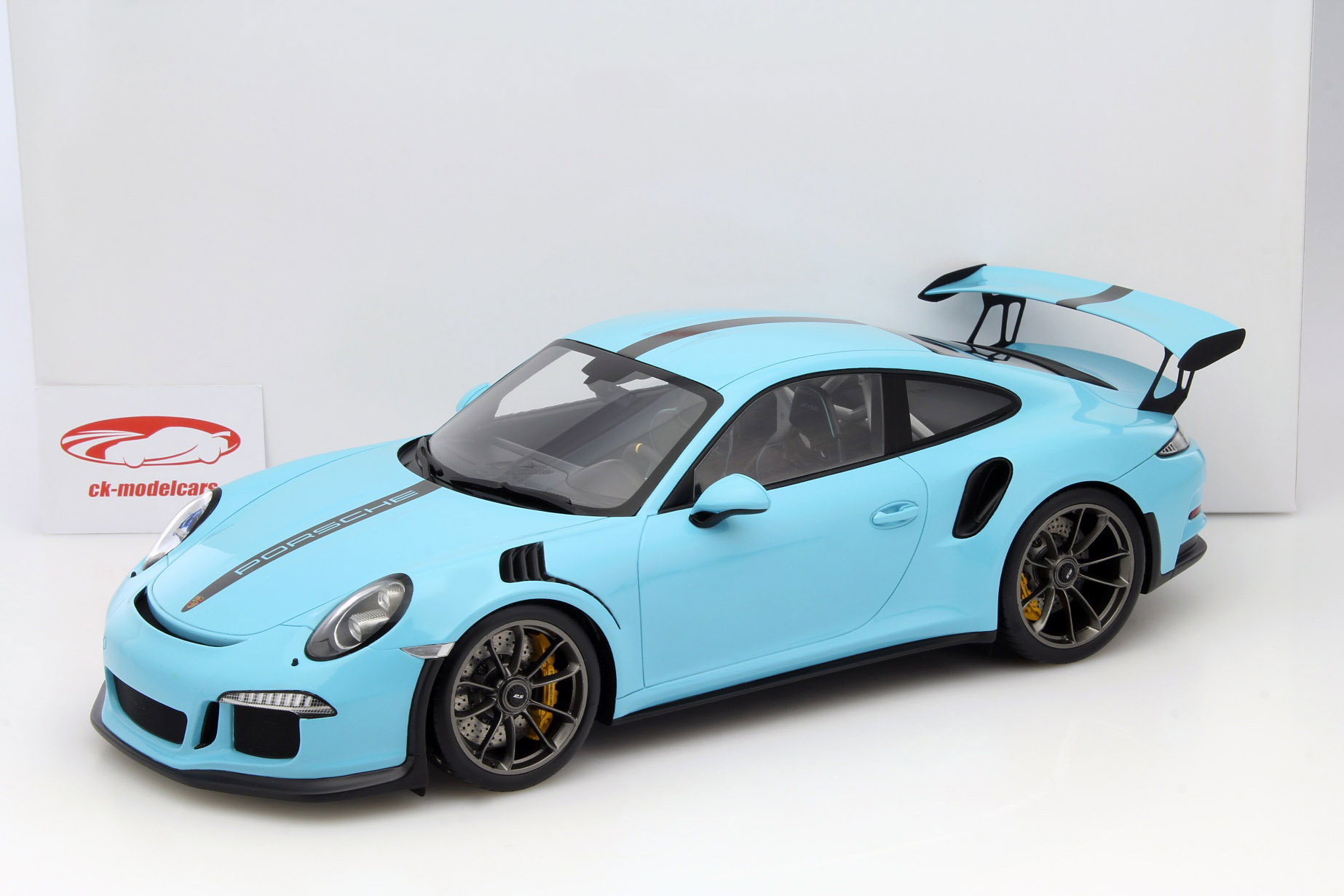 Porsche 911 (991) GT3 RS olympics blue with showcase 1:12 Spark
