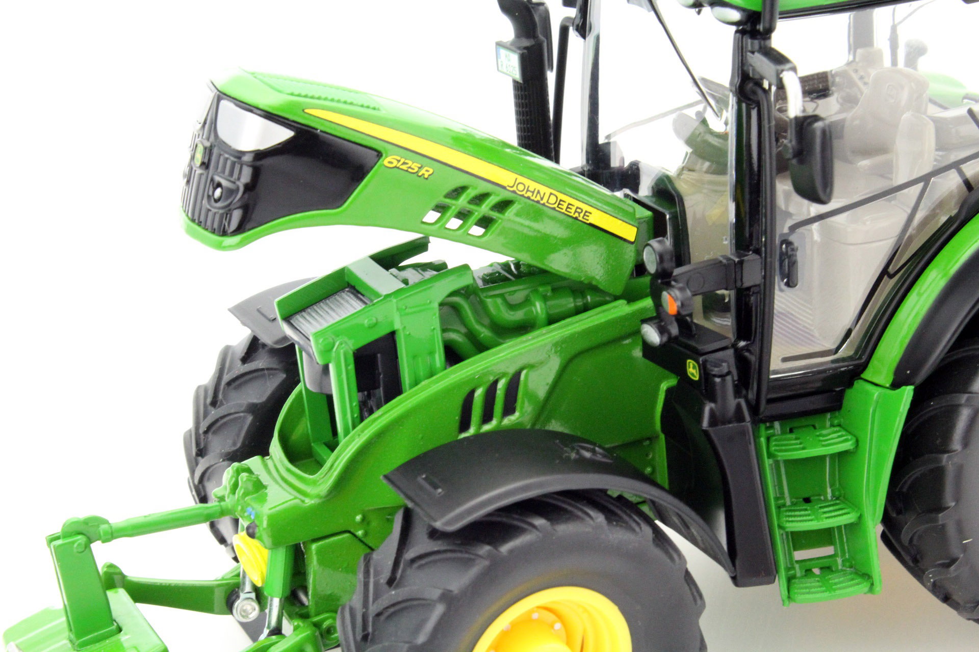 John Deere 6125R tractor green 1:32 Wiking