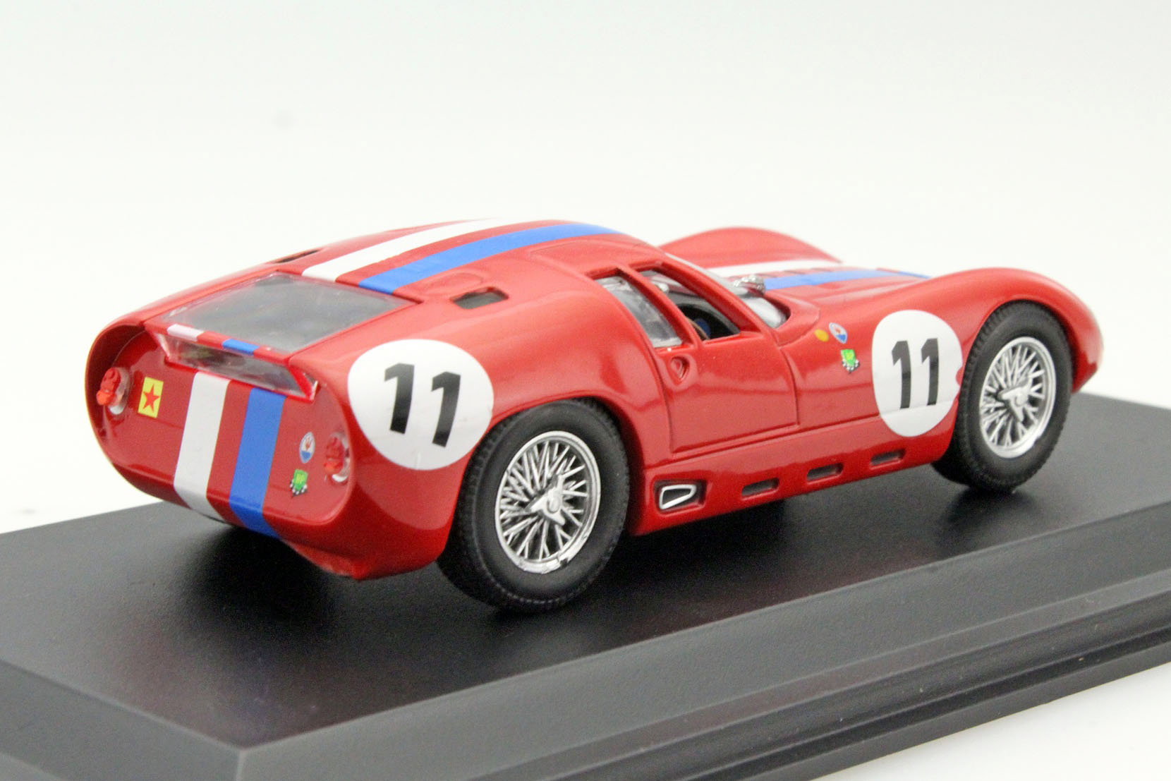 Maserati Tipo 151/3 #11 1000km Paris 1964 Trintignant, Simon 1:43 Leo Models