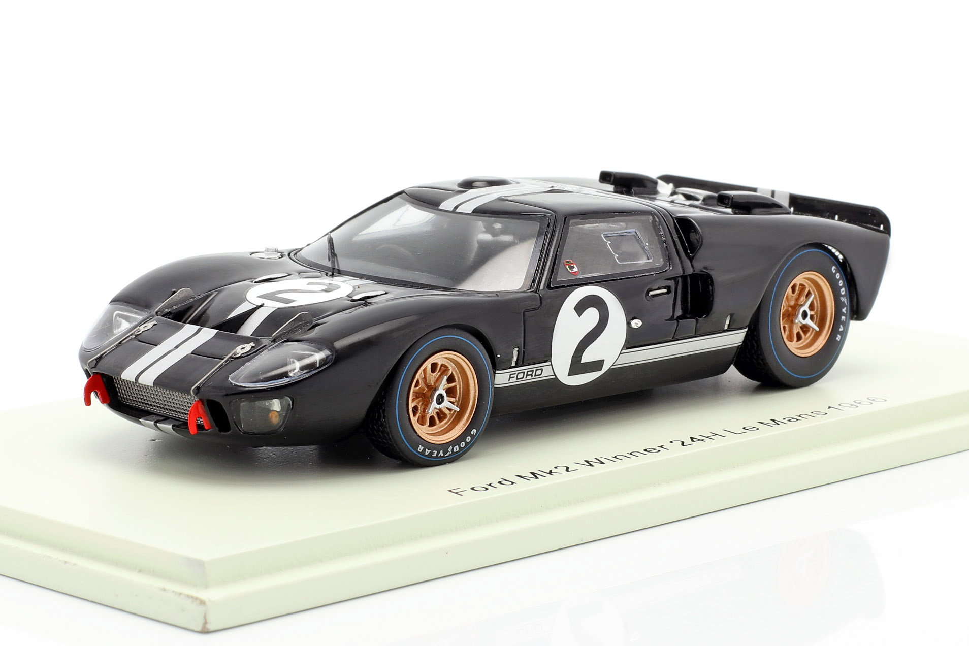 Spark 1:43 Ford GT40 MK2 #2 优胜者24h LeMans 1966 McLaren, Amon Spark 1:43 Ford GT40 MK2 #2 优胜者24h LeMans 1966 McLaren, Amon