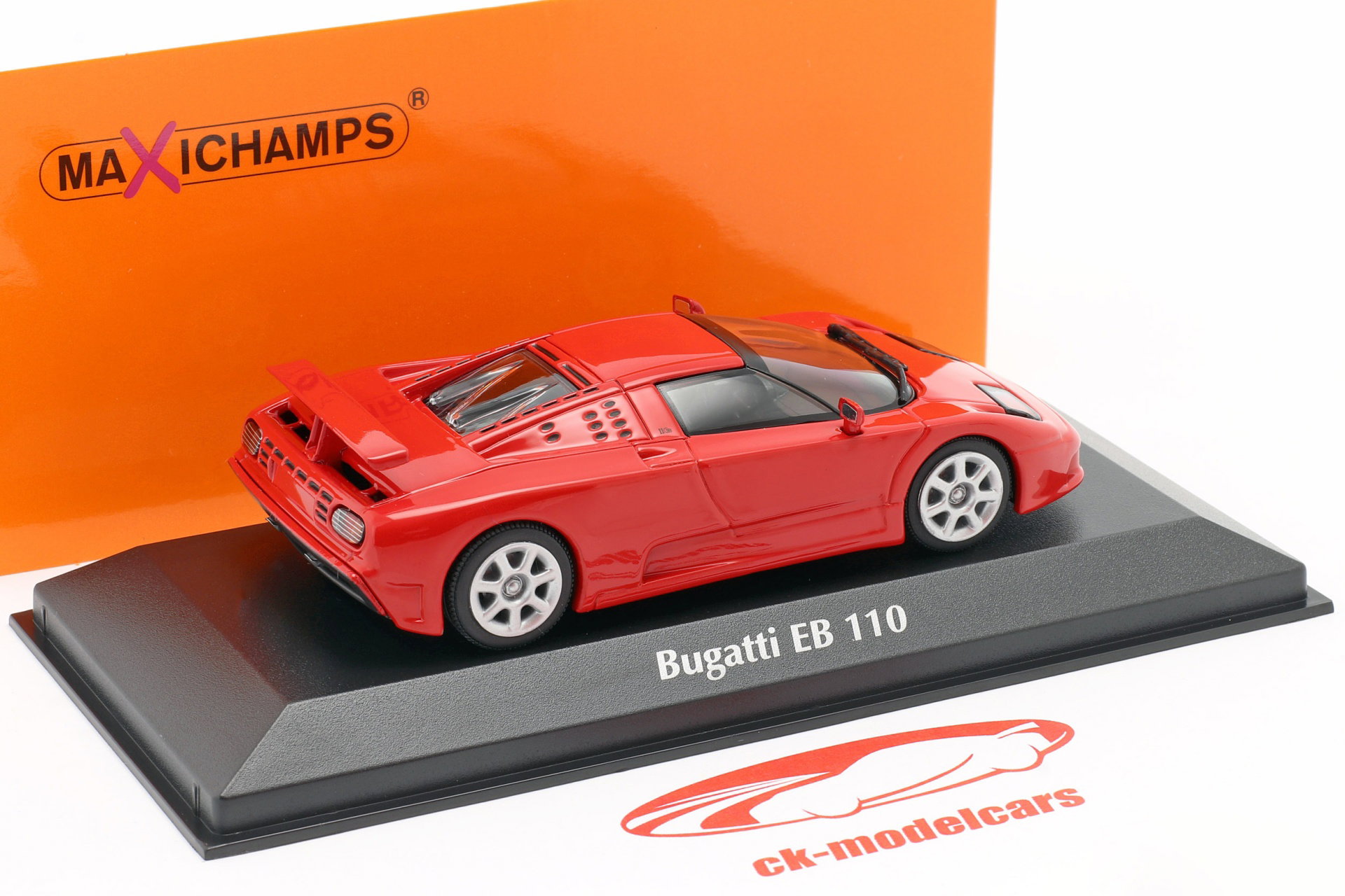 Minichamps 1:43 Bugatti EB 110 year 1994 red 940102111 model car