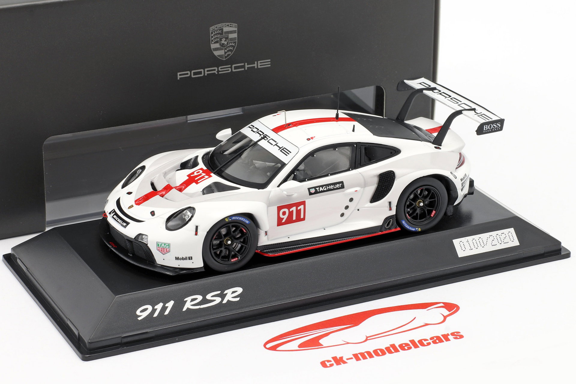 Porsche 911 (992) RSR WEC 2019 Présentation version 1:43 Spark