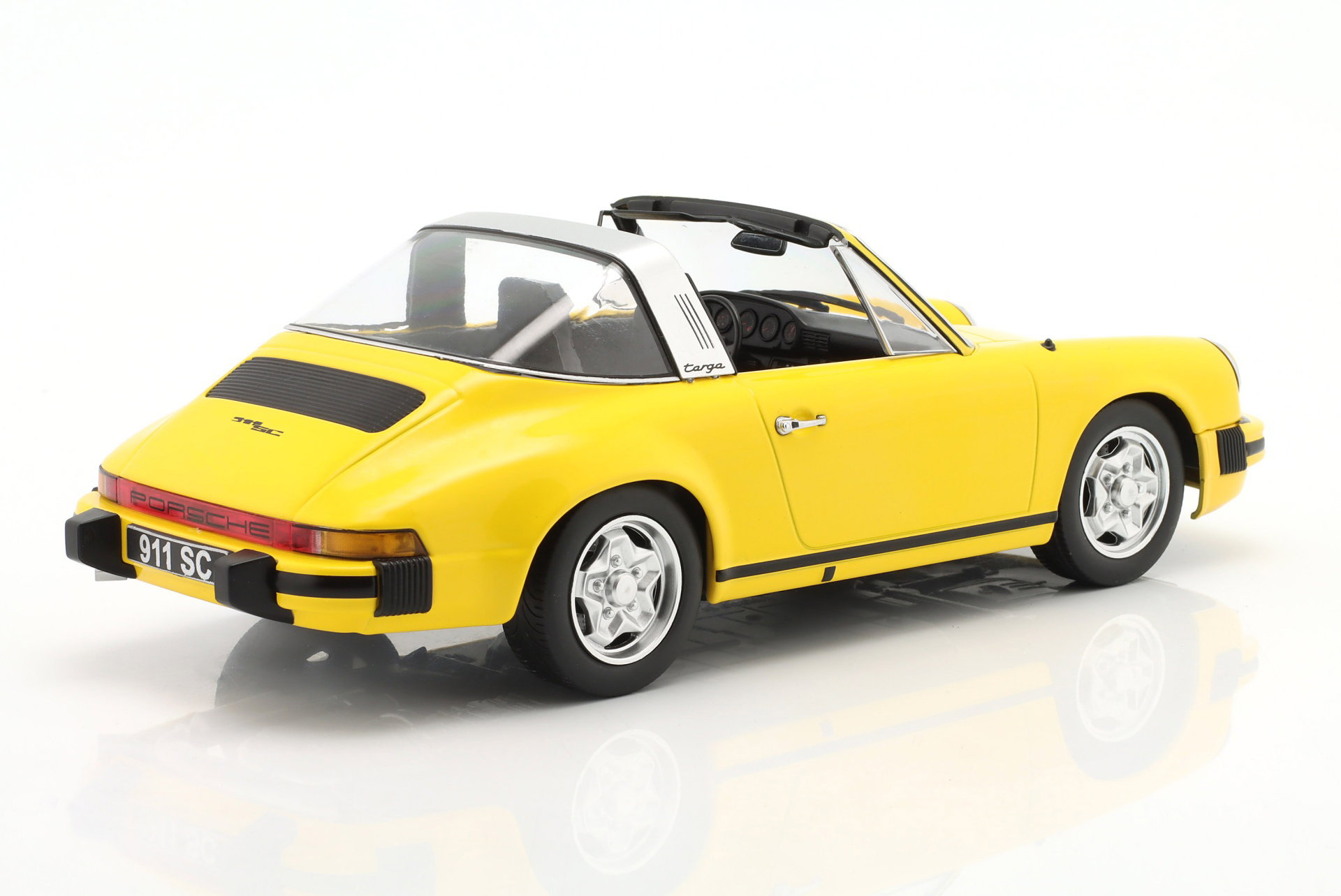 model car KKDC180922 4260699761156