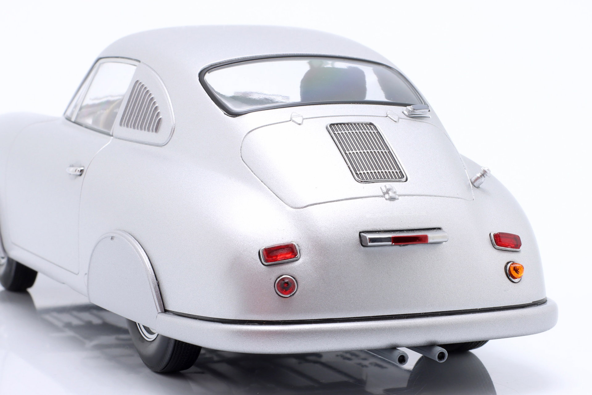 model car W18009003 690000018270