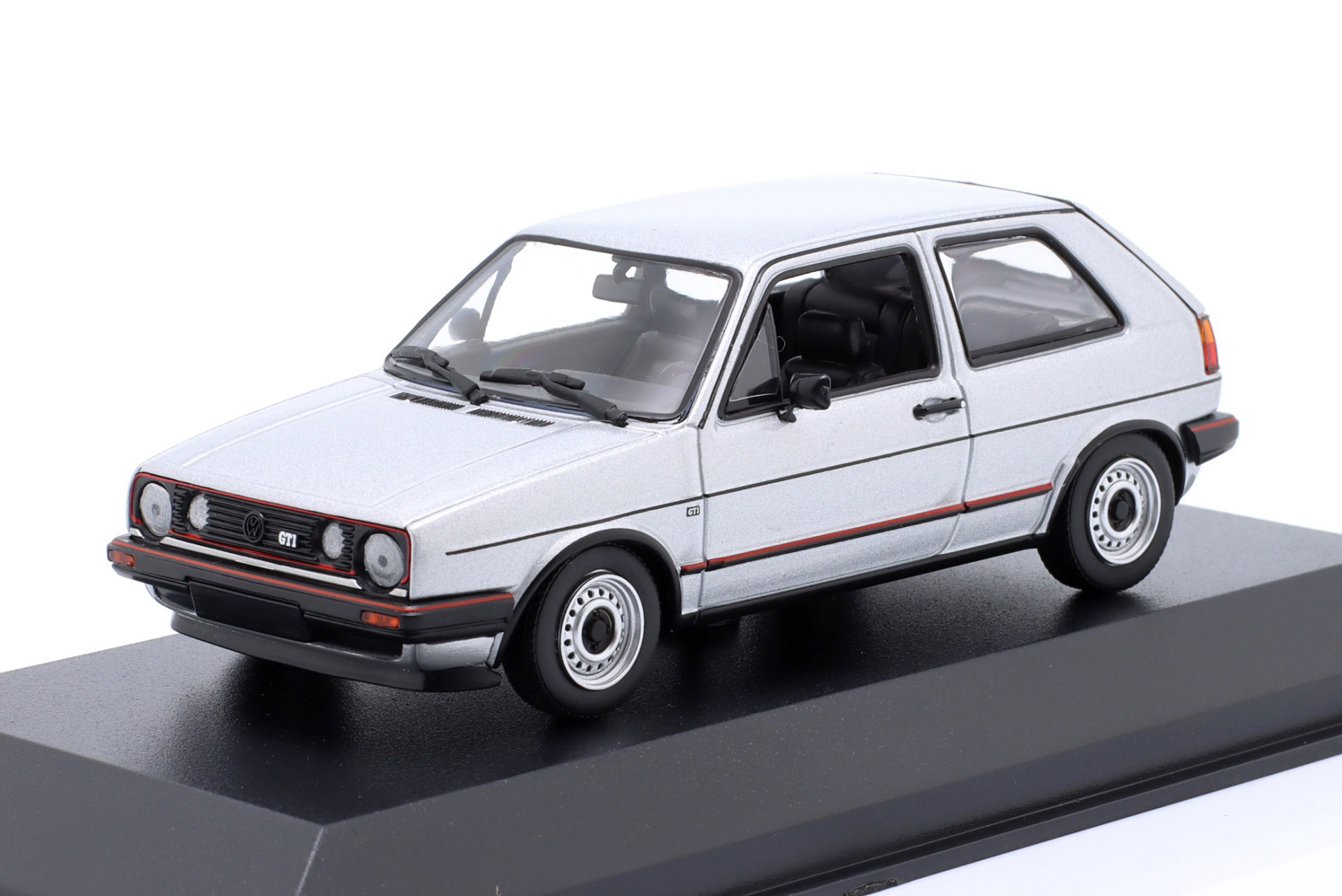モデル 車 940054126 4012138780774