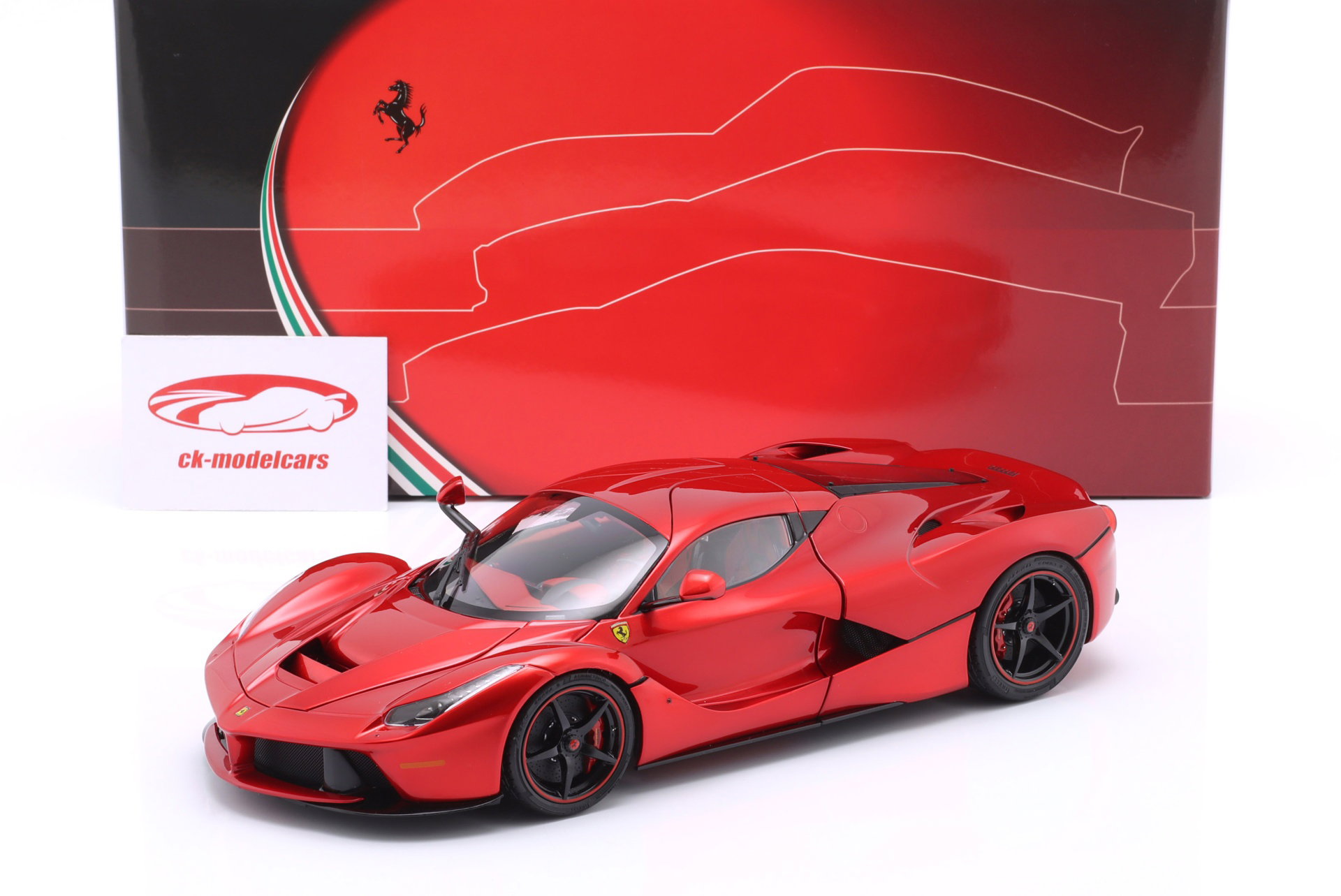 Ferrari LaFerrari Lewis Hamilton rood metalen 1:18 BBR