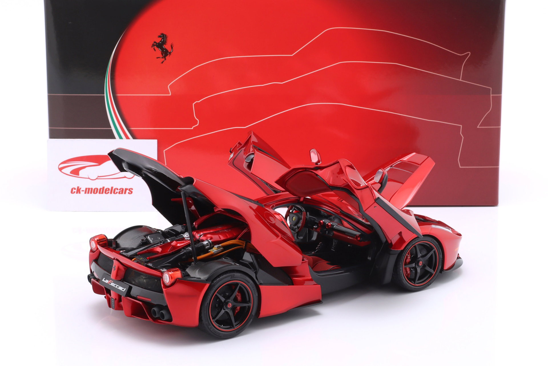 Ferrari LaFerrari Lewis Hamilton rood metalen 1:18 BBR