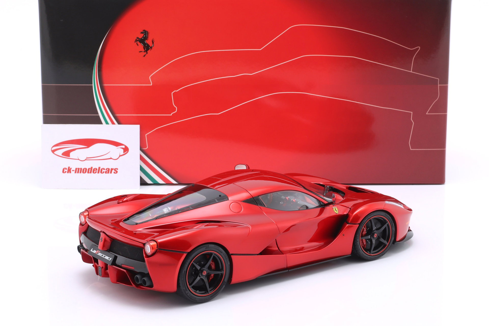Ferrari LaFerrari Lewis Hamilton rood metalen 1:18 BBR