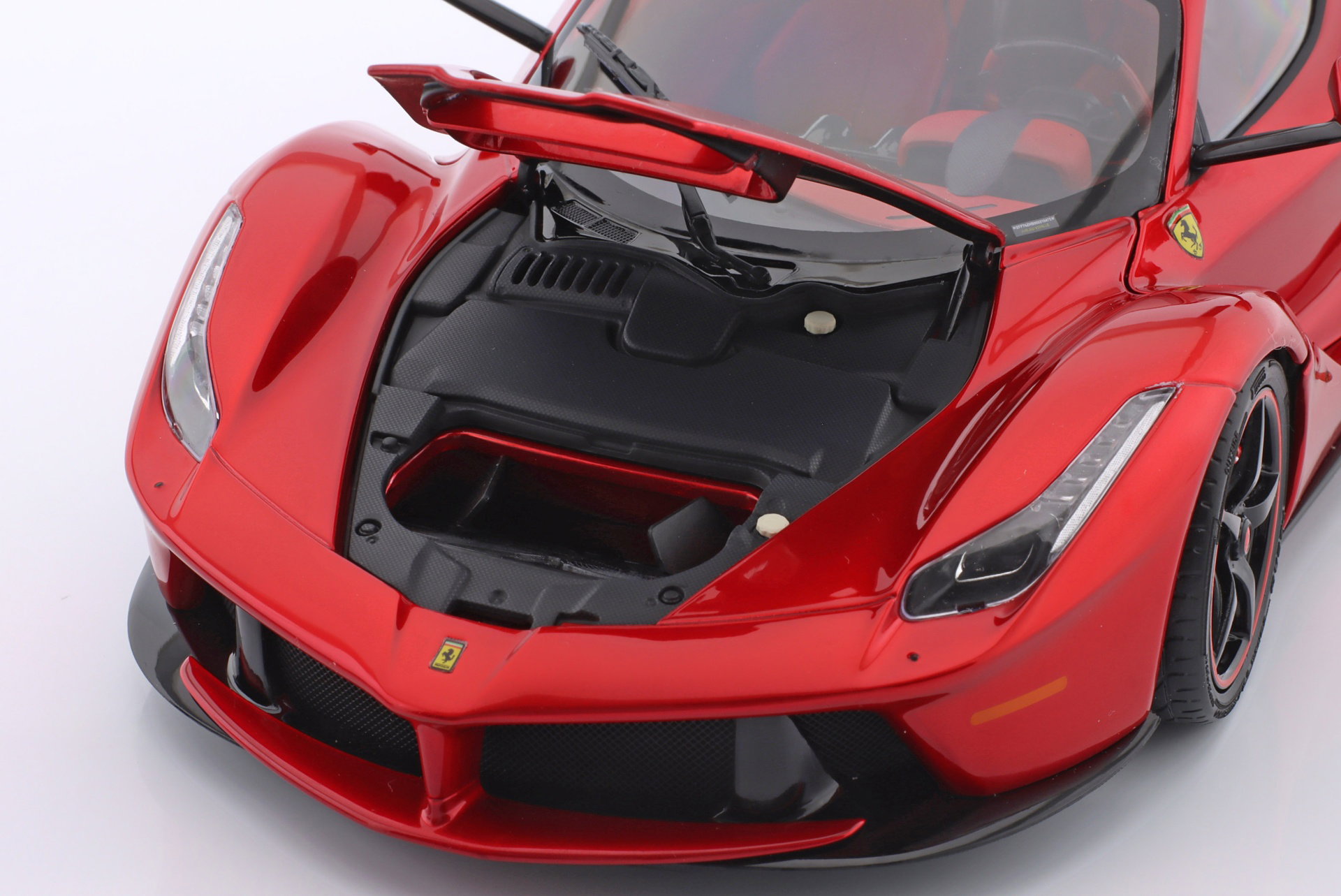 Ferrari LaFerrari Lewis Hamilton rood metalen 1:18 BBR