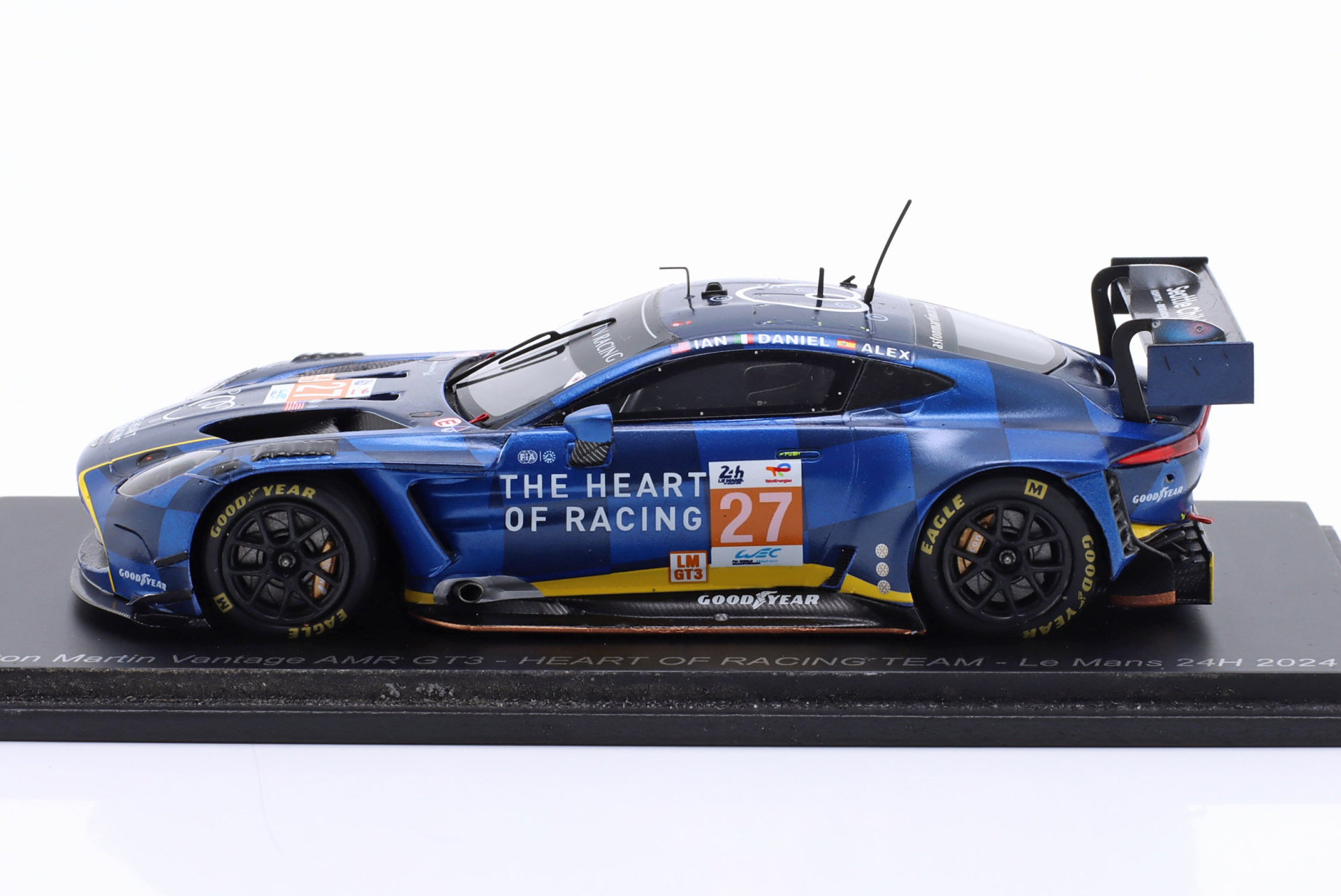 Aston Martin Vantage AMR GT3 Evo #27 24h LeMans 2024 James, Mancinelli, Riberas 1:43 Spark