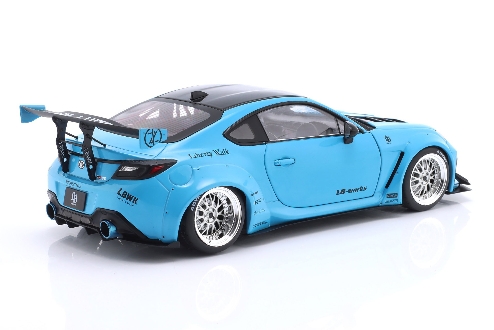 Toyota GR86 LBWK Body Kit 2024 нежно-голубой 1:18 Solido