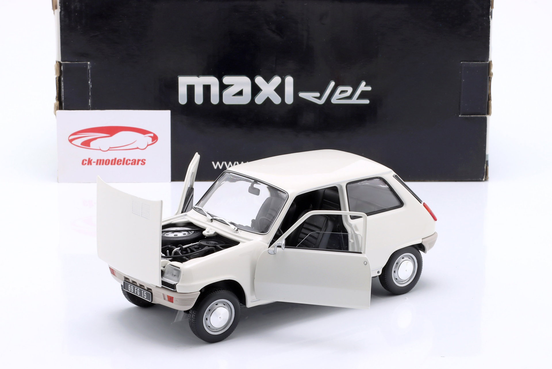 Renault 5 Year 1972 white 1:18 Norev