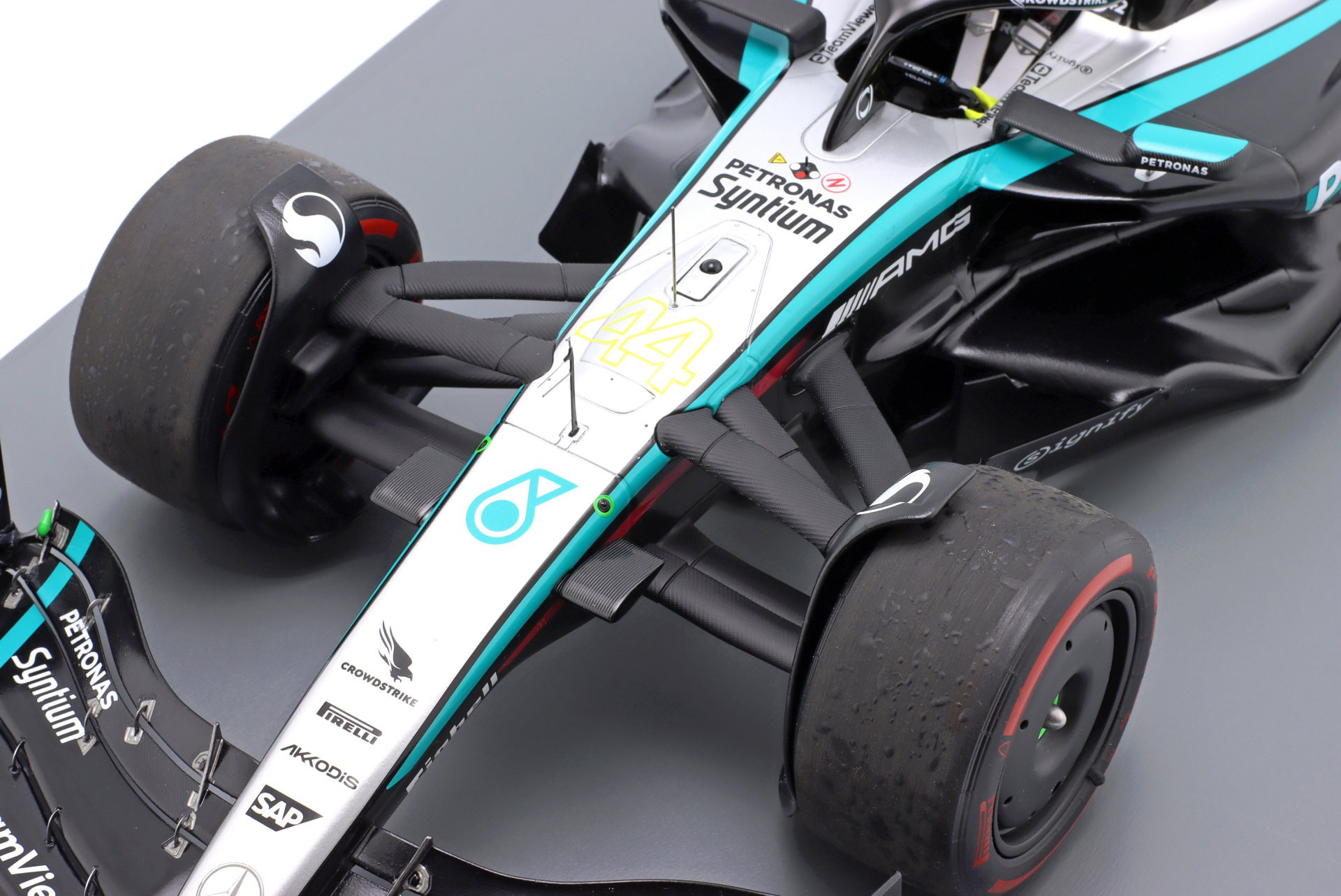 L. Hamilton Mercedes-AMG F1 W15 #44 ganhador Britânico GP fórmula 1 2024 1:12 Spark
