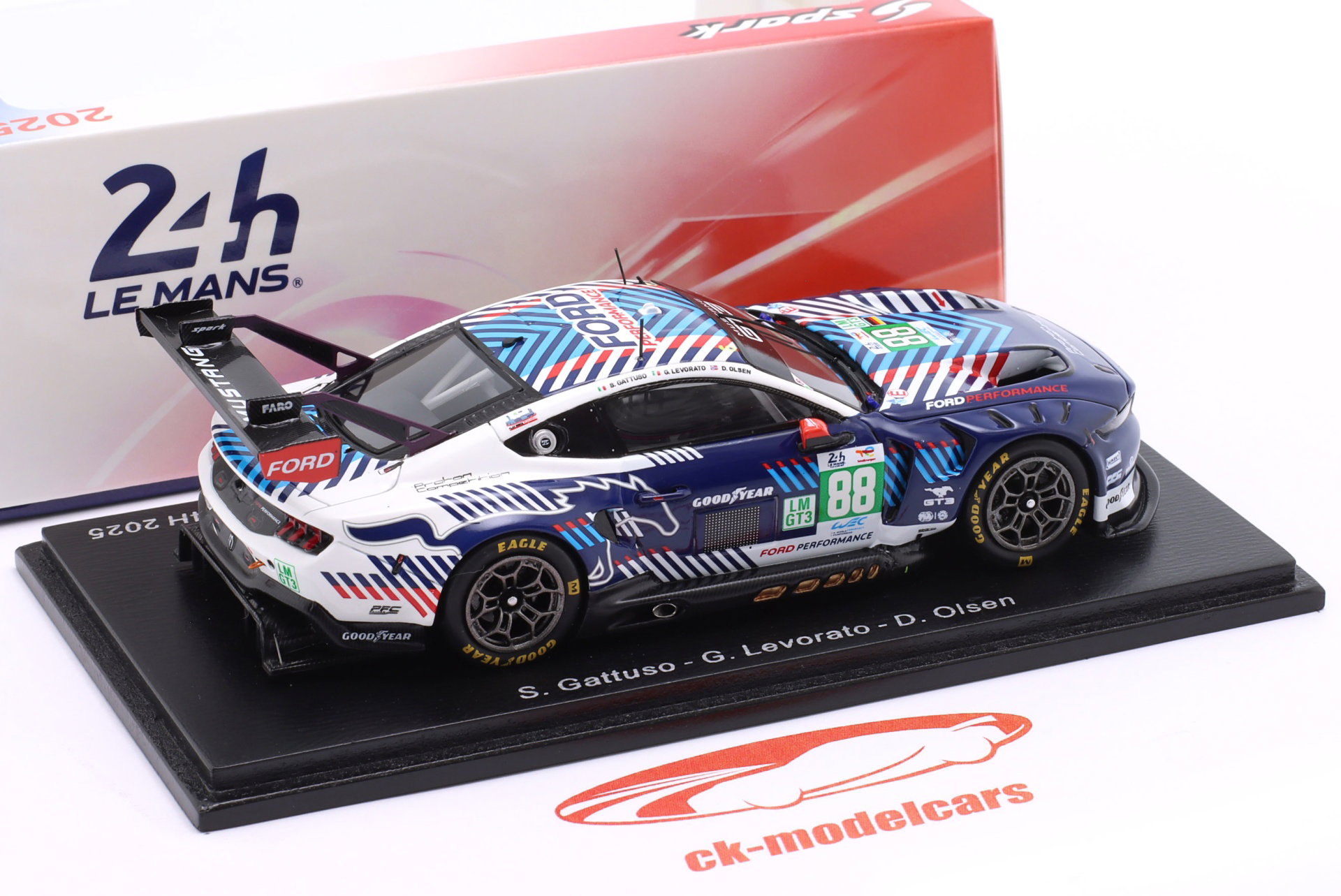 Ford Mustang GT3 #88 24h LeMans 2025 Gattuso, Levorato, Olsen 1:43 Spark