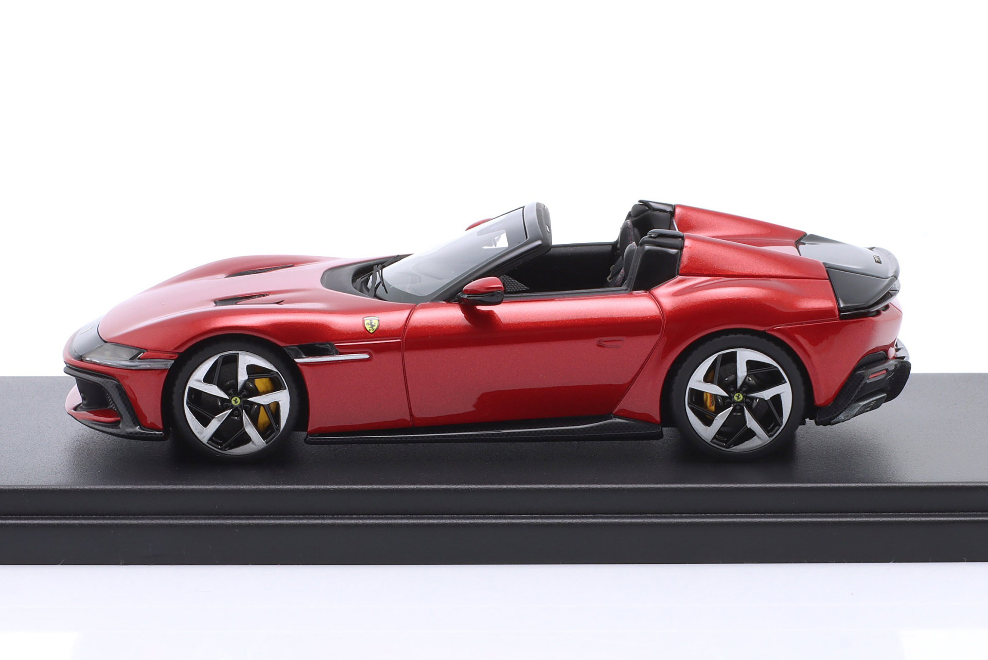 Ferrari 12Cilindri Spider Año de construcción 2024 Imola rojo 1:43 LookSmart