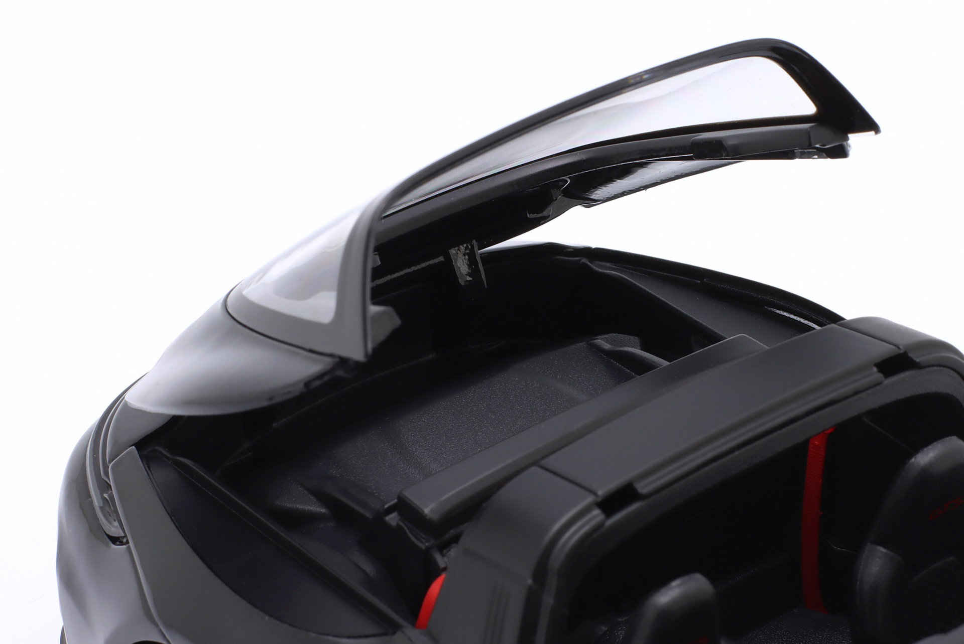 Porsche 911 (992.2) Targa 4 GTS Hybride Année de construction 2025 noir 1:18 Maisto
