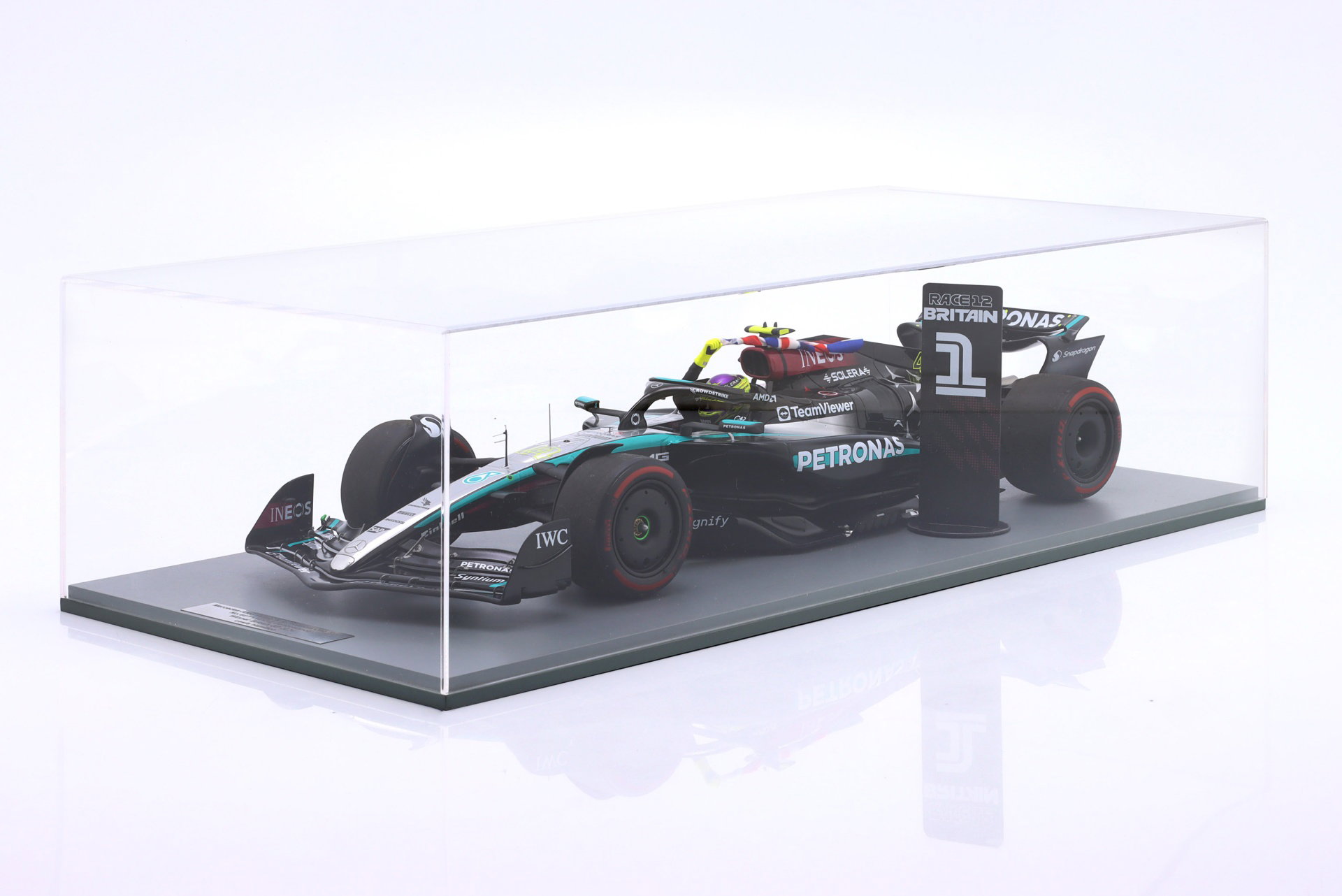 L. Hamilton Mercedes-AMG F1 W15 #44 ganhador Britânico GP fórmula 1 2024 1:12 Spark