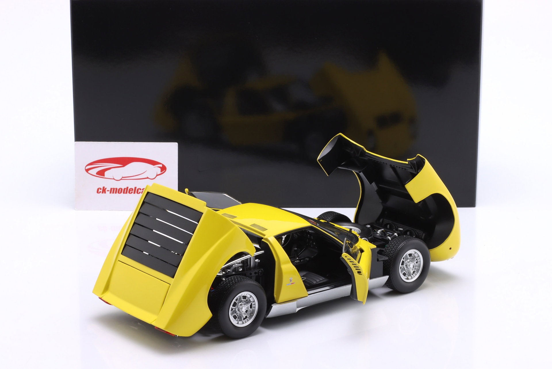 Lamborghini Miura P400 Année de construction 1968 jaune 1:18 Kyosho