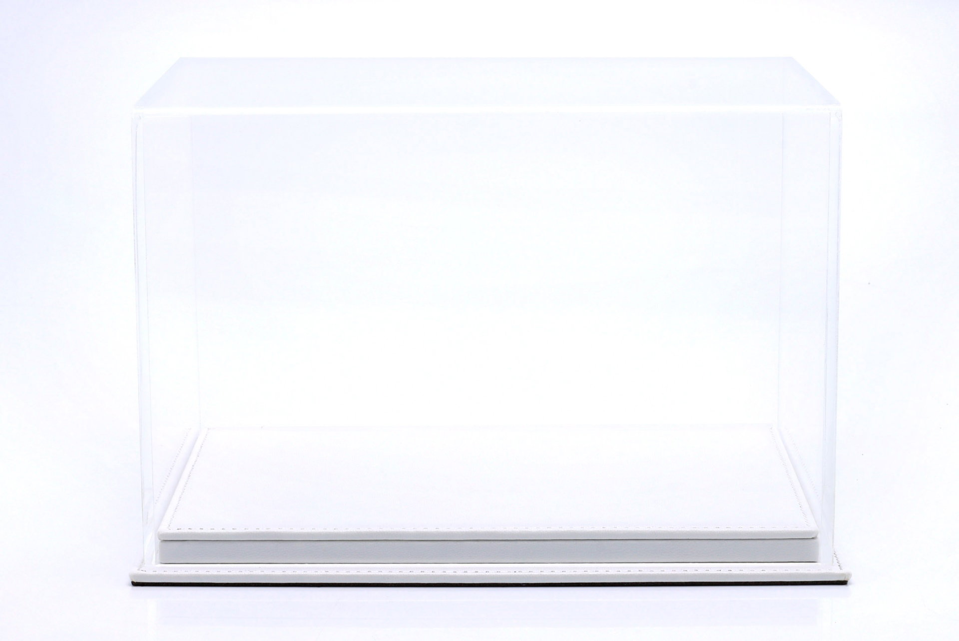 Haute qualité Vitrine en acrylique Mulhouse avec blanc Socle en cuir pour Casques 1:2 Atlantic