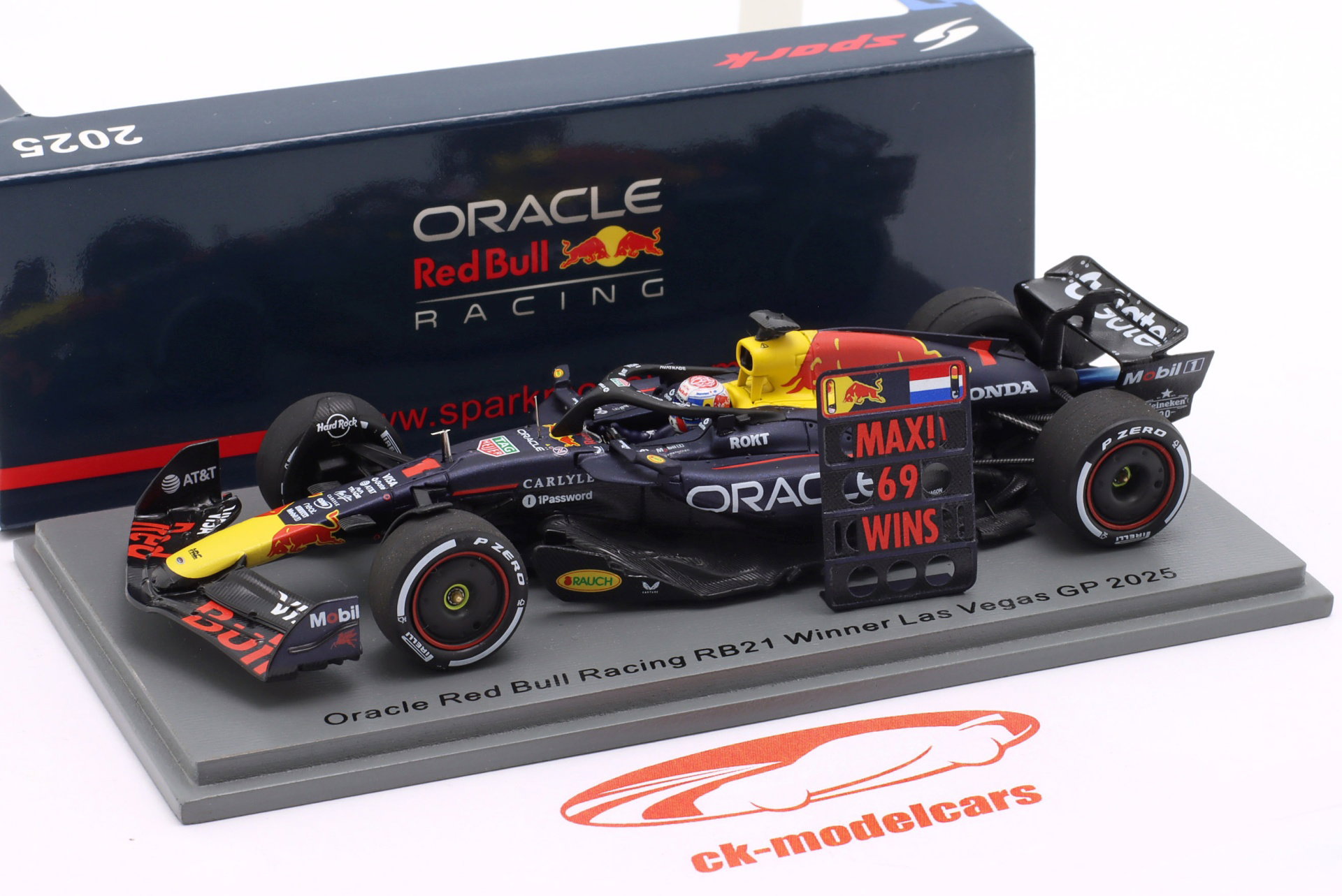 model car S9669 9580006996695
