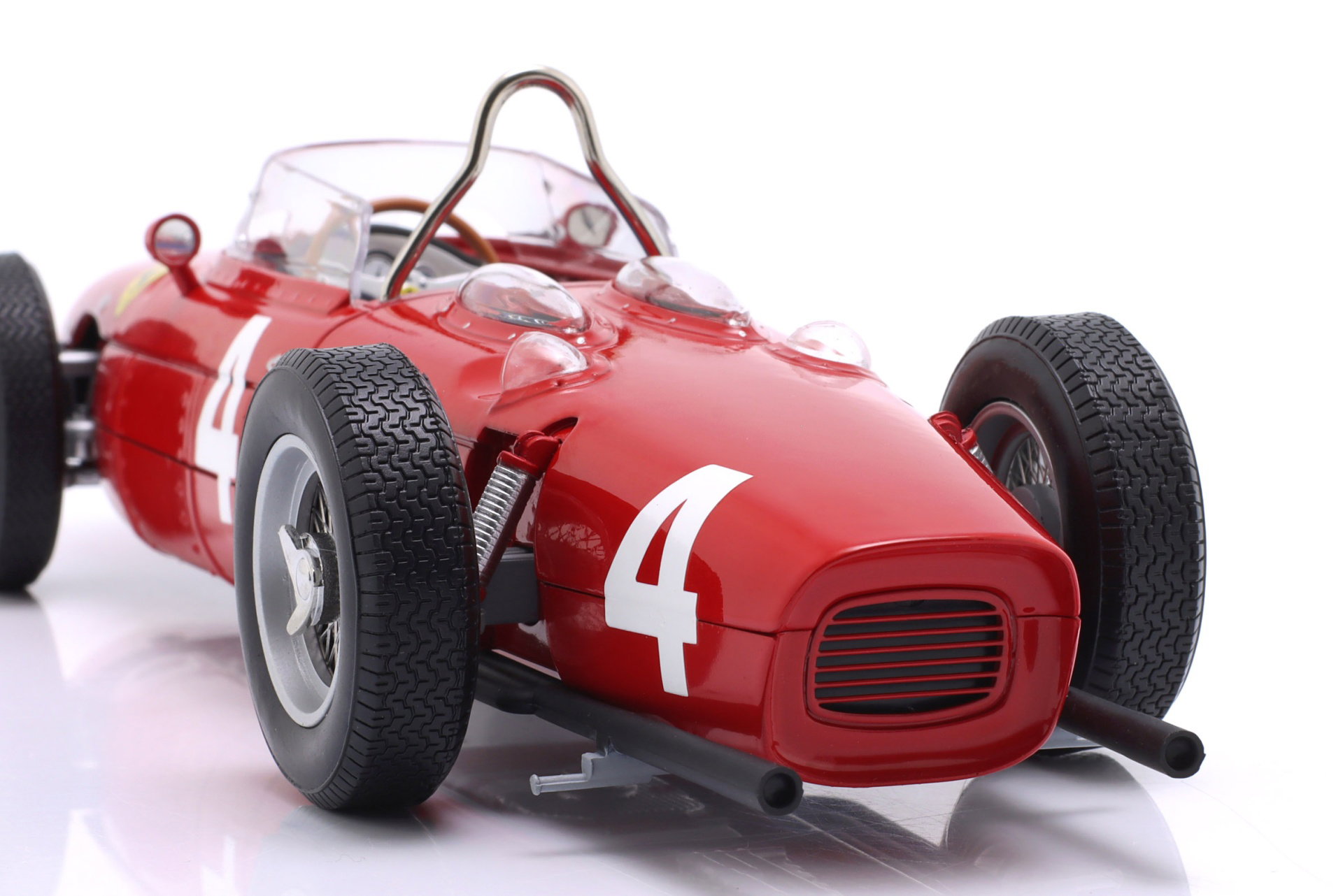 Graf Berghe v. Trips Ferrari 156 Sharknose #4 ganhador Britânico GP fórmula 1 1961 1:18 WERK83