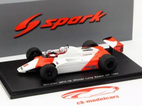 Niki Lauda McLaren MP4/1B #8 ganador Long Beach GP fórmula 1 1982 1:43 Spark