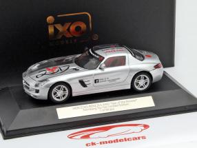 1/43 ベンツ　ディーラー正規モデル　ミニカー　SLS AMG　シルバー Ixo 1:43 Mercedes-Benz SLS AMG Toy Fair Nürnberg 2017 silver