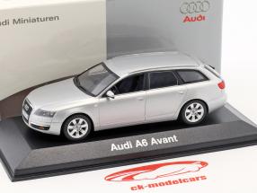 Audi A6 Avant 2004  argento 1:43 Minichamps