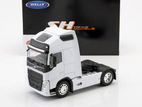 Volvo FH (4x2) трактор Год постройки 2016 белый 1:32 Welly