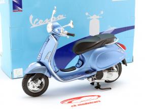 Vespa Primavera hellblau metallic 1:12 NewRay