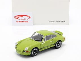Porsche 911 Carrera RS Bouwjaar 1973 lime groen / zwart 1:24 Welly