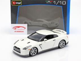 Nissan GT-R Year 2009 white 1:18 Bburago