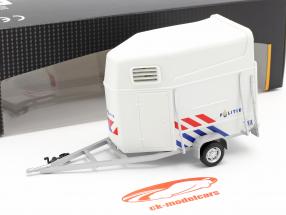 Pferde-Anhänger Polizei Niederlande weiß 1:43 Cararama