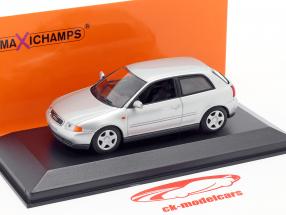 Audi A3 (8L) Ano de construção 1996 prata 1:43 Minichamps