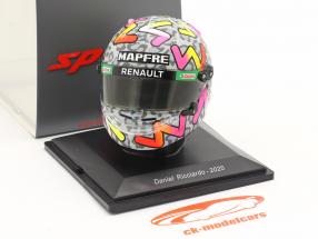 Daniel Ricciardo #3 Renault DP World F1 Team formula 1 2020 casco 1:5 Spark