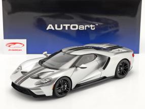 Ford GT Baujahr 2017 silber / schwarz 1:12 AUTOart