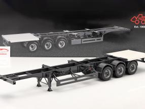 Semi-trailers International with whiter plate for Container 1:18 NZG