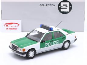 Mercedes-Benz 190 (W201) Police Germany 1993 green / white 1:18 Triple9