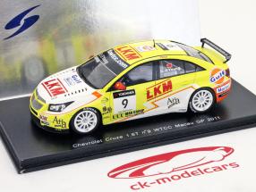 Darryl O'Young Chevrolet Cruze 1.6T #9 WTCC Race Macau 2011 1:43 Spark