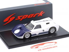 Ford GT40 J test Dag Riverside 1966 1:43 Spark
