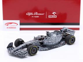 Zhou Guanyu Alfa Romeo C42 Formel 1 Test Barcelona 2022 1:18 Minichamps