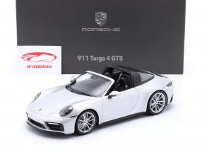 Porsche 911 (992) Targa 4 GTS year 2021 GT silver metallic 1:18 Minichamps