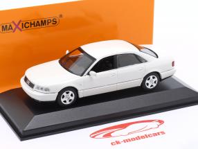 Audi A8 (D2) Año de construcción 1999 blanco 1:43 Minichamps