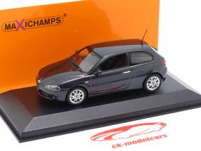 Alfa Romeo 147 Byggeår 2005 sort metallisk 1:43 Minichamps