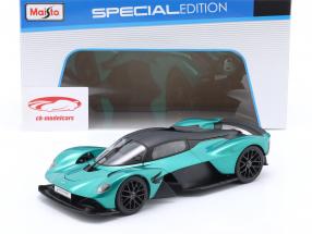 Aston Martin Valkyrie year 2022 green 1:18 Maisto