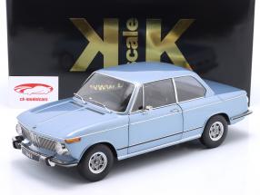 BMW 2002 1. série Année de construction 1971 bleu clair métallique 1:12 KK-Scale