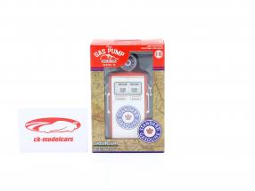 Tokheim 350 Dobbelt brændstofpumpe 1954 Standard Gasoline hvid / rød / blå 1:18 Greenlight