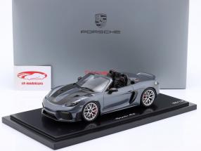 Porsche 718 (982) Spyder RS Byggeår 2024 vanadium grå 1:18 Spark