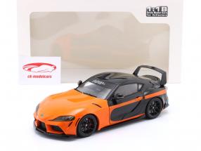 Toyota GR Supra Streetfighter Año de construcción 2024 naranja / negro 1:18 Solido